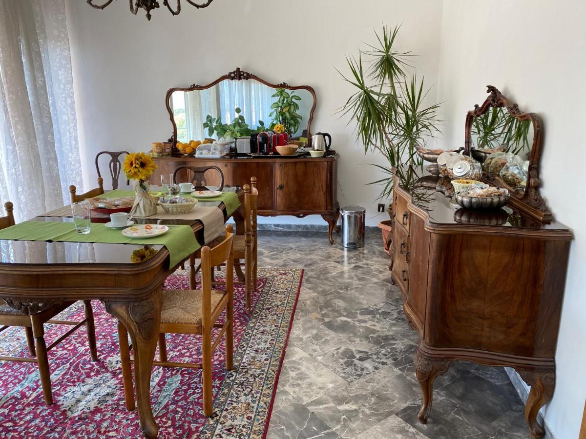 B&B Del Viaggiatore Сарцана Экстерьер фото