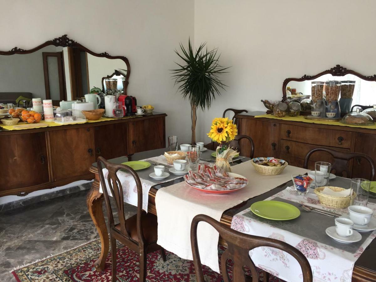 B&B Del Viaggiatore Сарцана Экстерьер фото